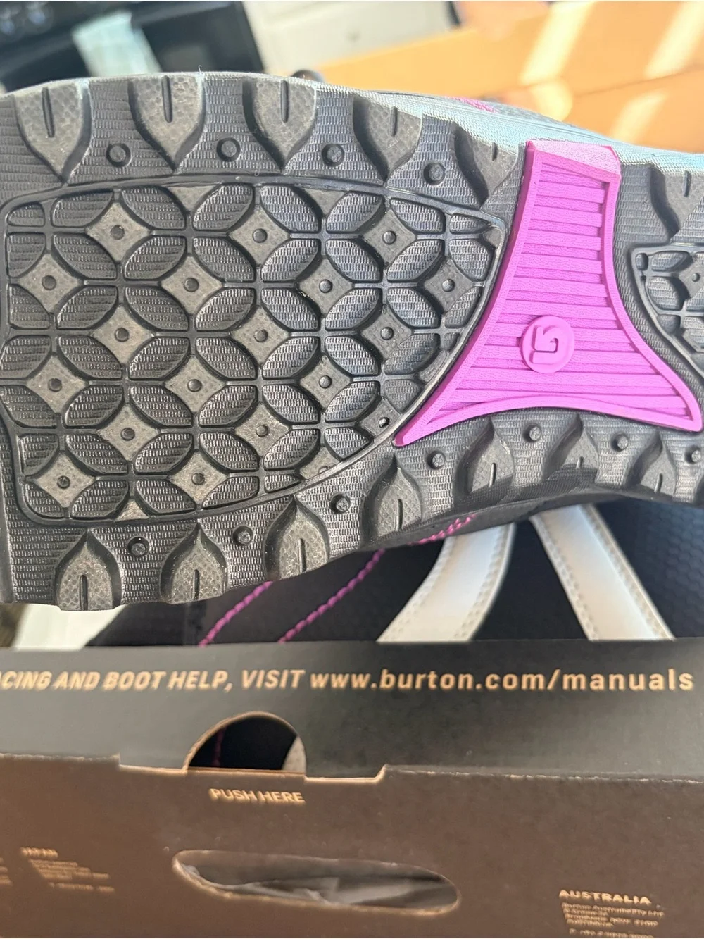 Burton coco Black and purple women’s Snowboard Boots size 8